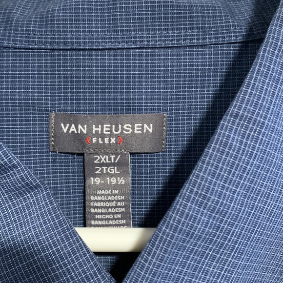 NWOT- Van Hausen, Flex Button Down, Dress Shirt. - Picture 2 of 7